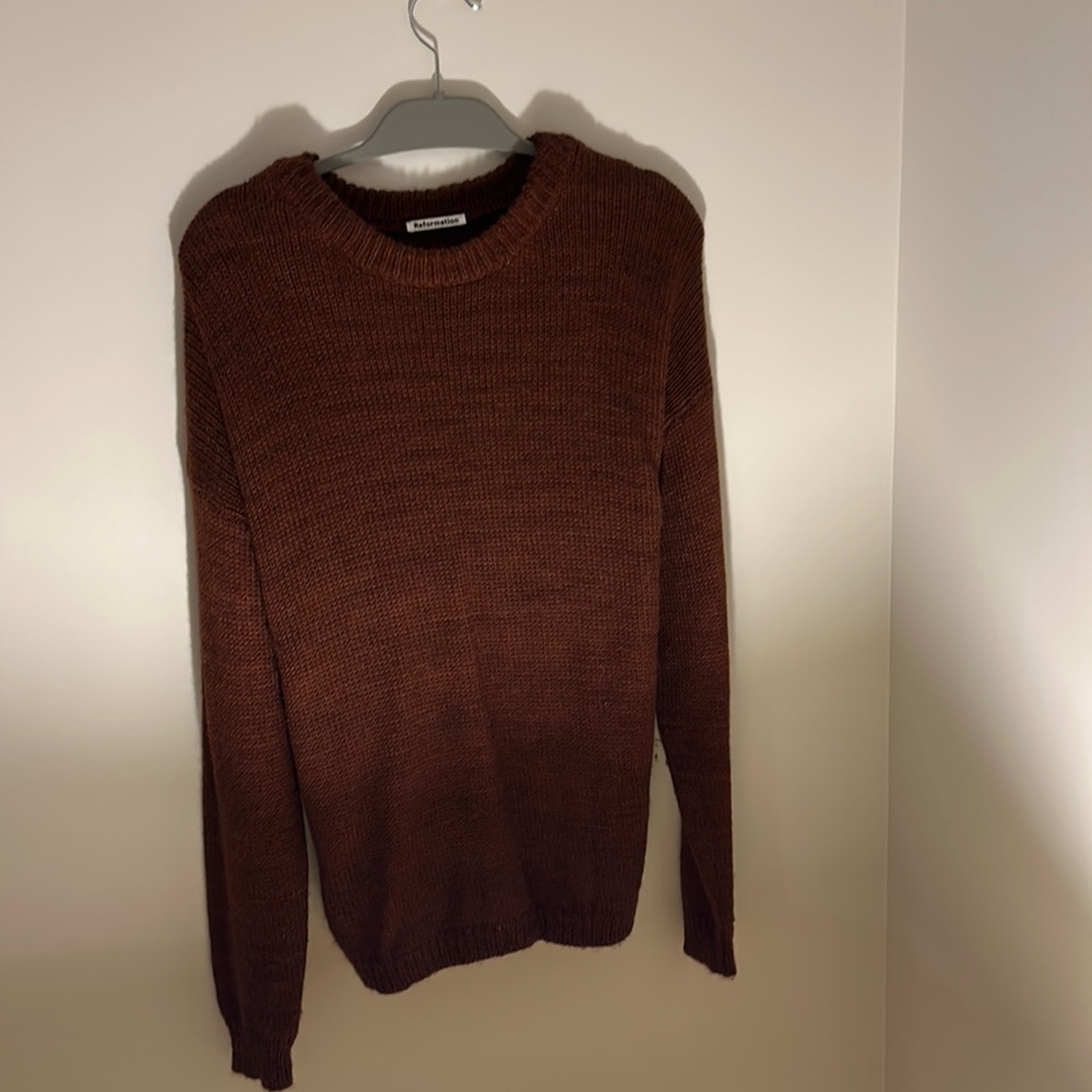 Reformation, new without tags, Burgundy, 100% baby alpaca. oversize sweater.